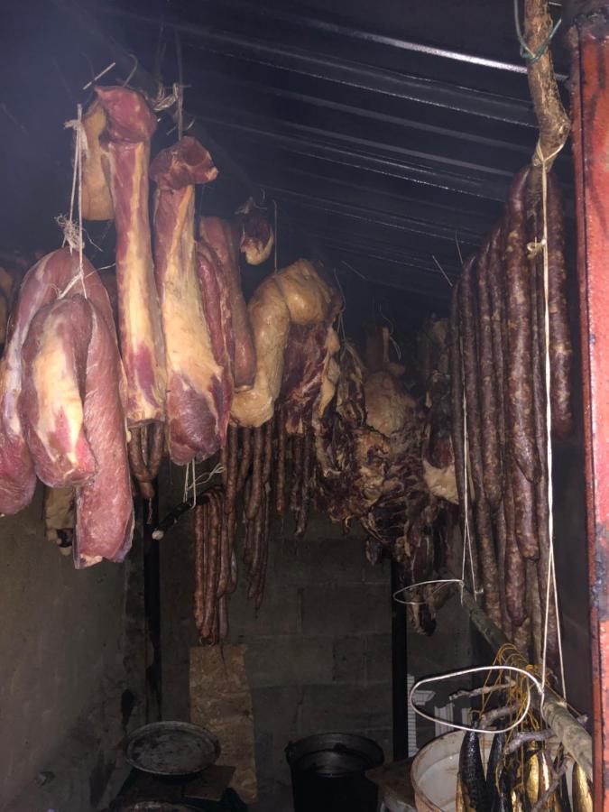 Casuta Bunicilor Isverna 호텔 외부 사진